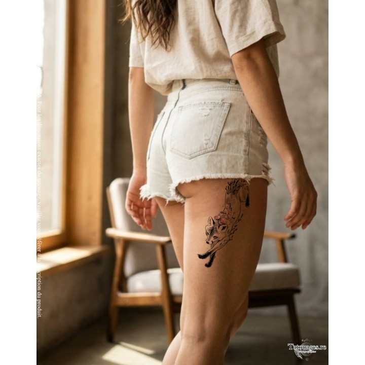 Tatouage temporaire renard et champignons pastel porté sur la cuisse